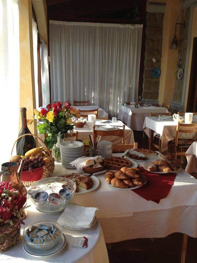 Hotel Ristorante Il Caminetto Diano Marina Extérieur photo